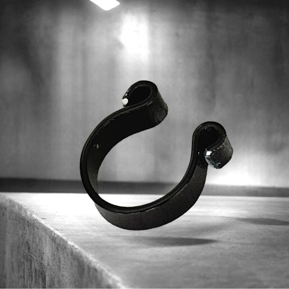 5 For $25💫Alternative Black Hard
Aluminum Nose Ring - Picture 3 of 5